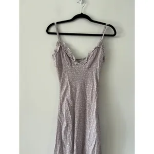 With Jean Lavender Floral Midi Dress NWT S thumbnail 2