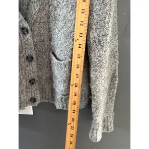 Gap Womens Gray Boucle‎ Knit Wool Blend Button Front Cardigan Sweater Pockets S thumbnail 6