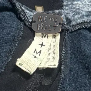 We The Free Studded Slub Jersey Tank Top Deep Blue‎ Black Rocker Grunge M thumbnail 8
