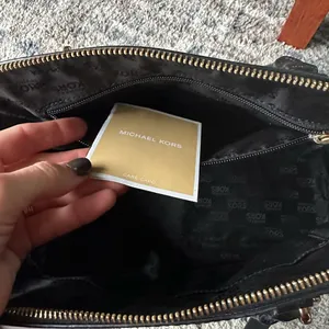Michael Kors Satchel Purse thumbnail 9
