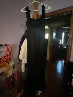 Black dress Size M thumbnail 3