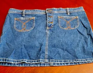 Old Navy Ultra Low Waist Stretch Denim Skirt Size 14 thumbnail 1