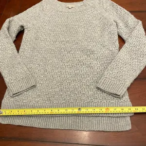 Banana Republic‎ Italian Yarn Sweater thumbnail 6