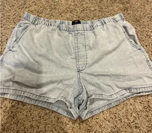 Gap Denim Shorts thumbnail 1