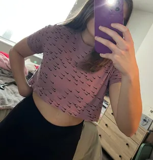 Nike Crop Top thumbnail 1