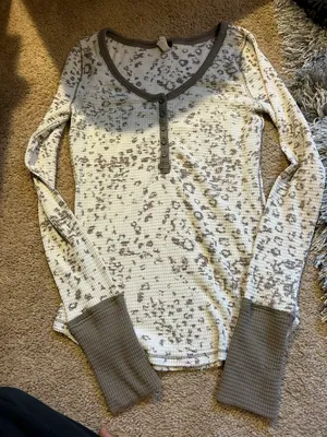 Long-sleeve Top thumbnail 1