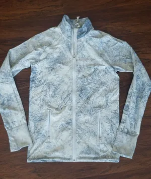 Lululemon Light Blue Marble Ebb To Train Full Zip Jacket Size 6 thumbnail 1