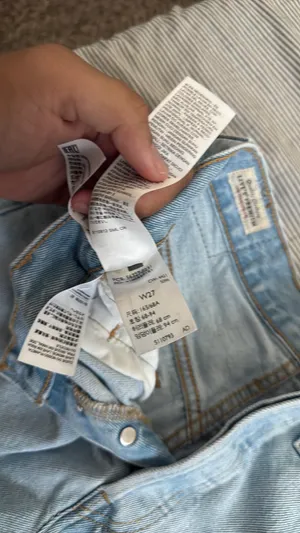 Levi’s 501 Shorts thumbnail 2