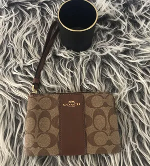 NWT Coach Corner Zip Wrislet In Signature Canvas thumbnail 2