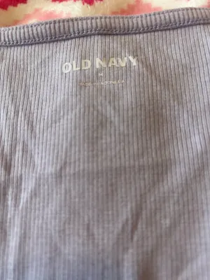 Old Navy women’s ribbed purple top size m thumbnail 2