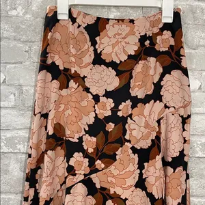 Who What Wear A-Line Skirt - Black and Pink Floral thumbnail 3
