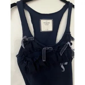 Abercrombie And Fitch Cotton Ribbed Tank Top Bow Embroidered Velvet Navy Blue L thumbnail 2