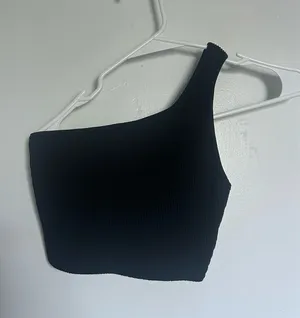 Babaton Aritzia Top thumbnail 2