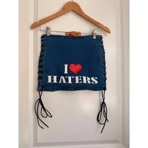 EDIKTED I Love Haters Denim Mini Skirt XS Y2K‎ Streetwear thumbnail 3