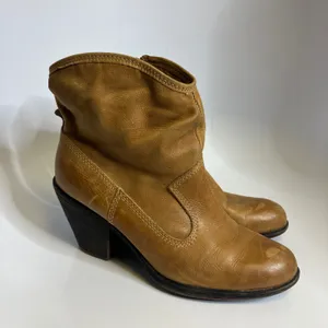 Montana artisan crafted tan leather ankle‎ boots western cowboy womens size 10 thumbnail 3