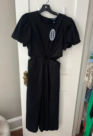 Scoop Maxi Dress Black Cutout thumbnail 1
