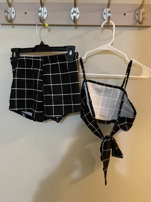 SheIn Black and White Crop Top and Short Set thumbnail 2