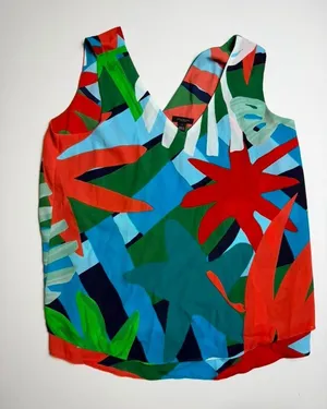 Ann Taylor Fun Colorful Floral Print V-Neck Sleeveless Cami Tank Top Size S thumbnail 1
