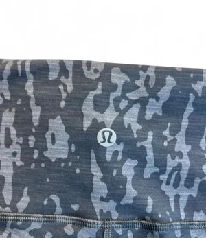 Lululemon gray & black camouflage leggings #activewear #athleisure thumbnail 4