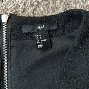 H&M Black dress with silver zipper thumbnail 3