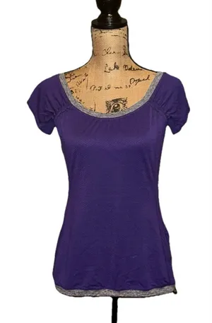 Lululemon Swiftly Tech Short Sleeve Top Womens 6 Purple thumbnail 1