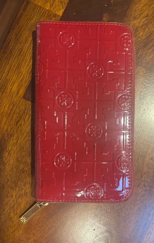 Tory Burch red patent leather large wallet  thumbnail 1