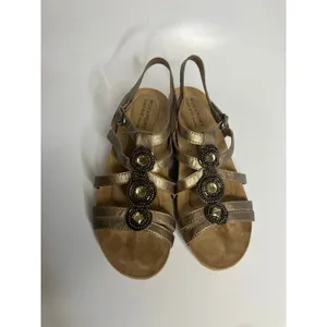 Rockport‎ Cobb Hill Sandals Womens 8 Gold Excellent Beaded Wedge Strappy Jewel thumbnail 3