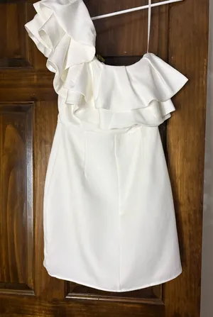 DO+BE Dress White One-Shoulder Ruffle thumbnail 1