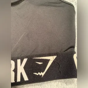 Gymshark sports bra black thumbnail 2