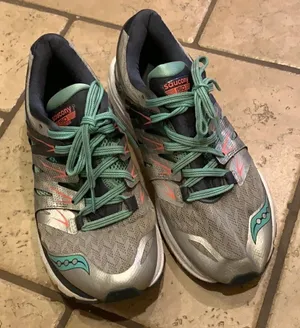 Saucony Everun Isofit 4mm Offset Sneakers thumbnail 1