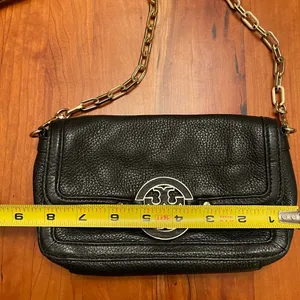 Tory Burch Crossbody in Black and Gold thumbnail 8