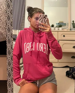 Aeropostale pink hoodie thumbnail 1