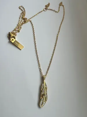 925 Sterling Silver Gold Diamond Leaf Necklace Pendant, 18k Gold Plated thumbnail 1