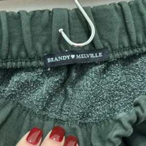 Brandy Melville Green Sweatpants thumbnail 3