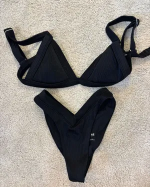ONE ONE SWIMSUIT thumbnail 1