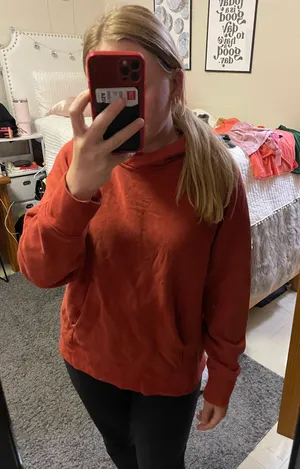Lululemon Hooded Sweatshirt thumbnail 2