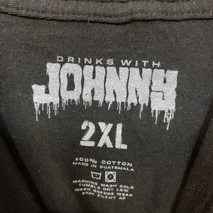 Drinks With Johnny The Summoning T-Shirt 2XL thumbnail 4