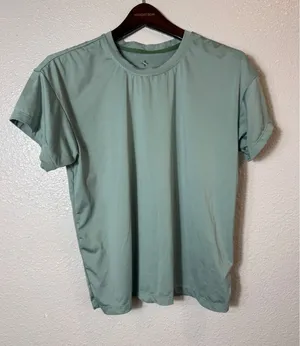 Tuckernuck Performance Short Sleeve‎ Athletic Tee Sage Green Size S thumbnail 1