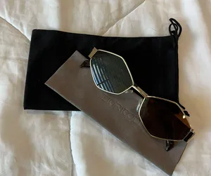 Trendy Oval Shaped Dainty Fashion Sunglasses thumbnail 1