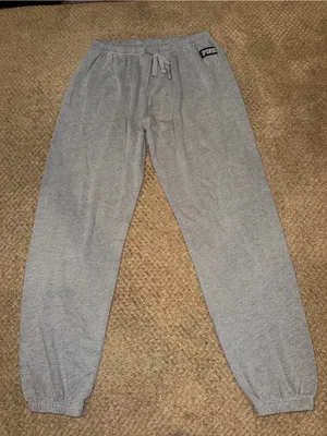PINK Victoria's Secret Women’s Gray Fleece Jogger Sweatpants thumbnail 1