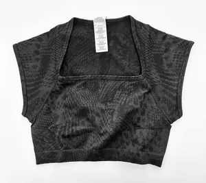 Gymshark XL Gymshark Adapt Animal X Whitney Seamless Crop Top thumbnail 1