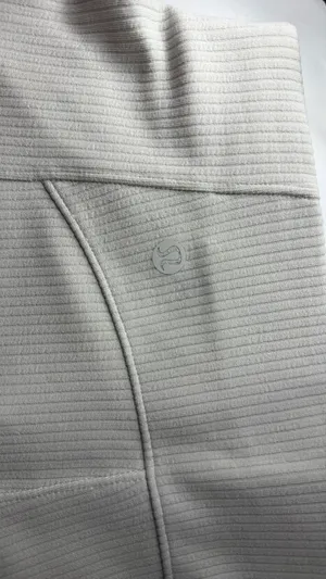 Lululemon Shorts thumbnail 4