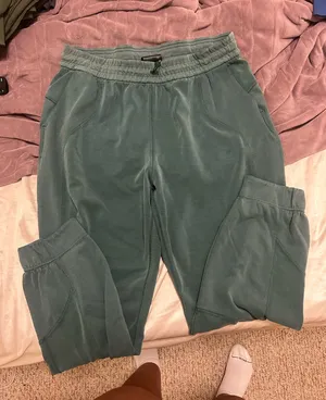 Lululemon Sweatpants thumbnail 1