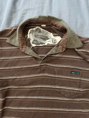 Vintage Volcom Polo  thumbnail 2