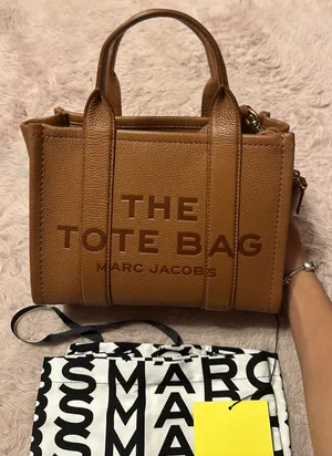 Authentic Marc Jacob’s small tote bag in argan oil thumbnail 2