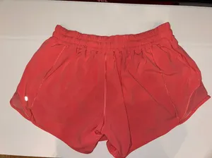 Lululemon Hotty Hot Shorts 4” thumbnail 3