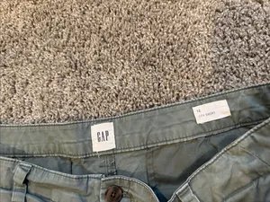 GAP Women's Olive Toned Chino Shorts thumbnail 2