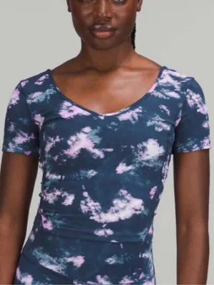 EUC Lululemon Align Tee Circulate Tie-Dye Mineral Blue Multi Size 16 thumbnail 1