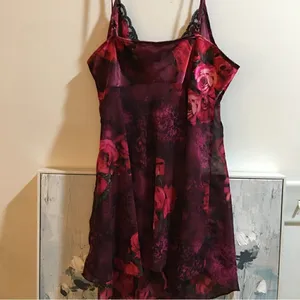PRIVATE LUXURIES SEMI SHEER ADJUSTABLE STRAP TOP‎ Purple Size XL thumbnail 3