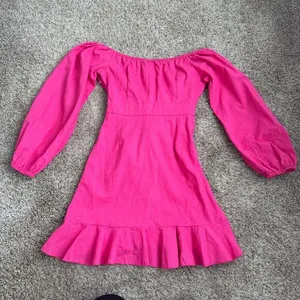 Showpo. Women's Pink‎ Ruffle Mini dress with Balloon Puff Sleeves size 2 thumbnail 8
